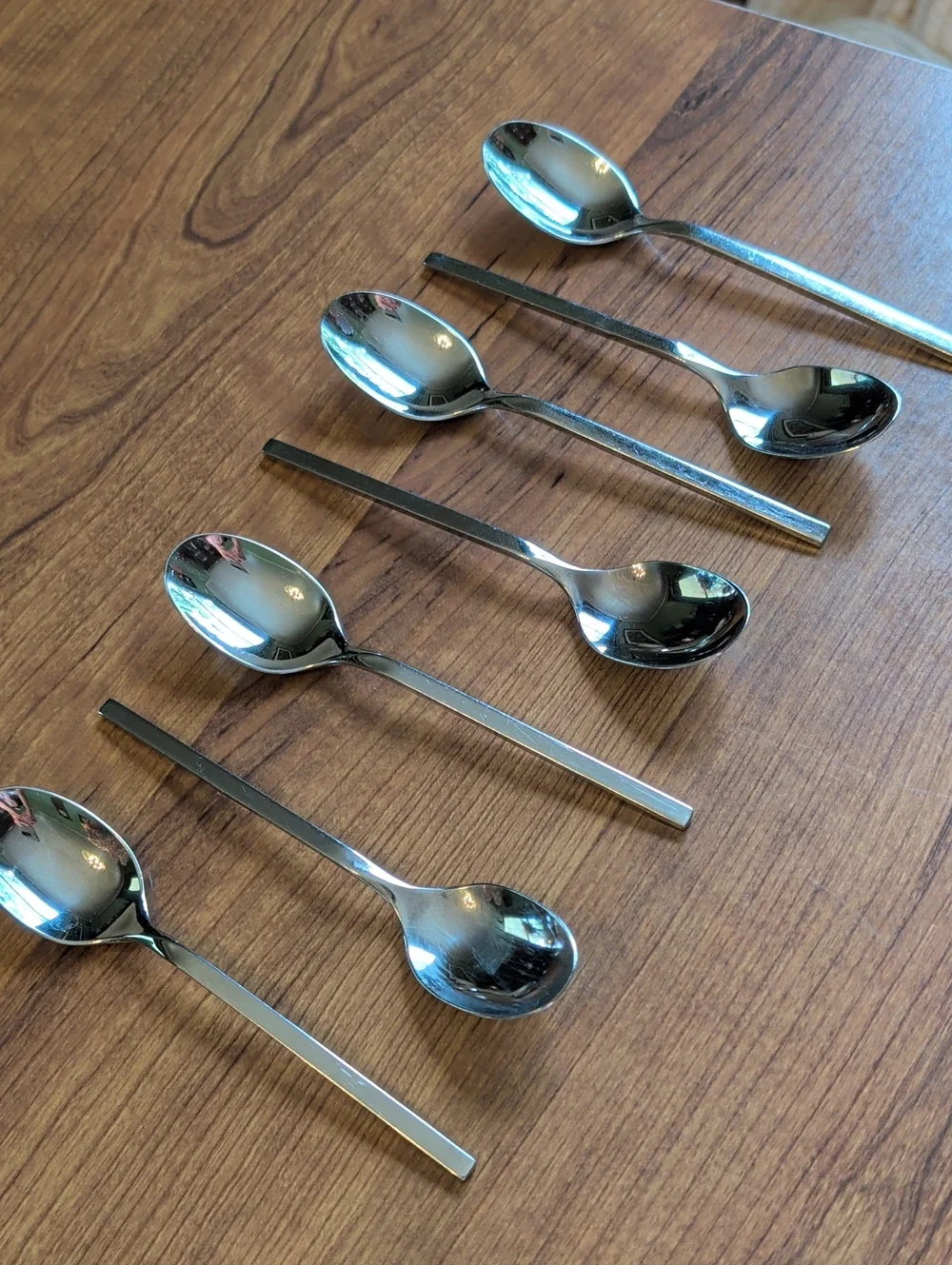 Villeroy &Boch New Wave Stainless Steel Dessert Spoons - (Set of 7)